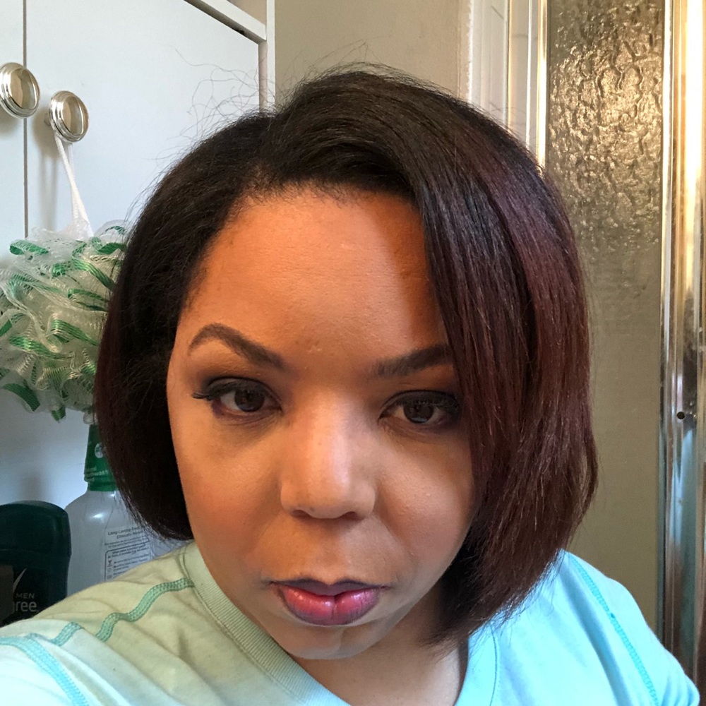 Meet your Posher, Latonia